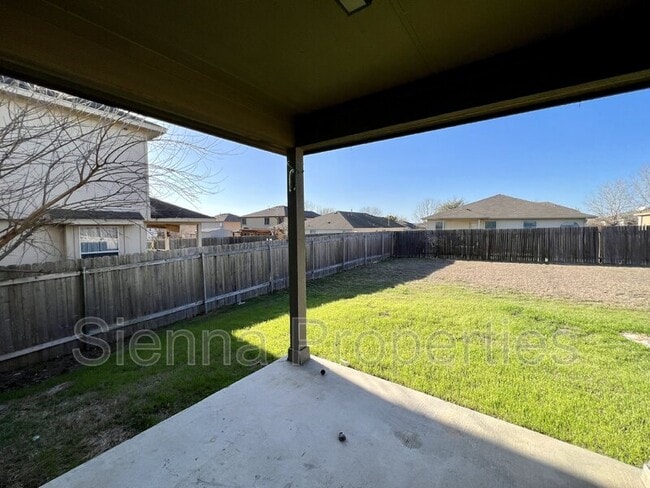 Building Photo - 398 Paddington Dr