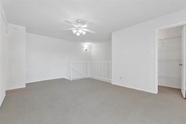 Building Photo - 2800 Jeanetta St