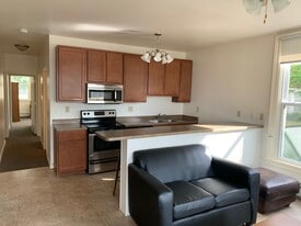 Building Photo - 127
