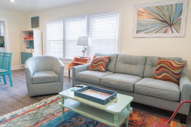 Building Photo - Beautiful Three Bedroom with Private Beach...