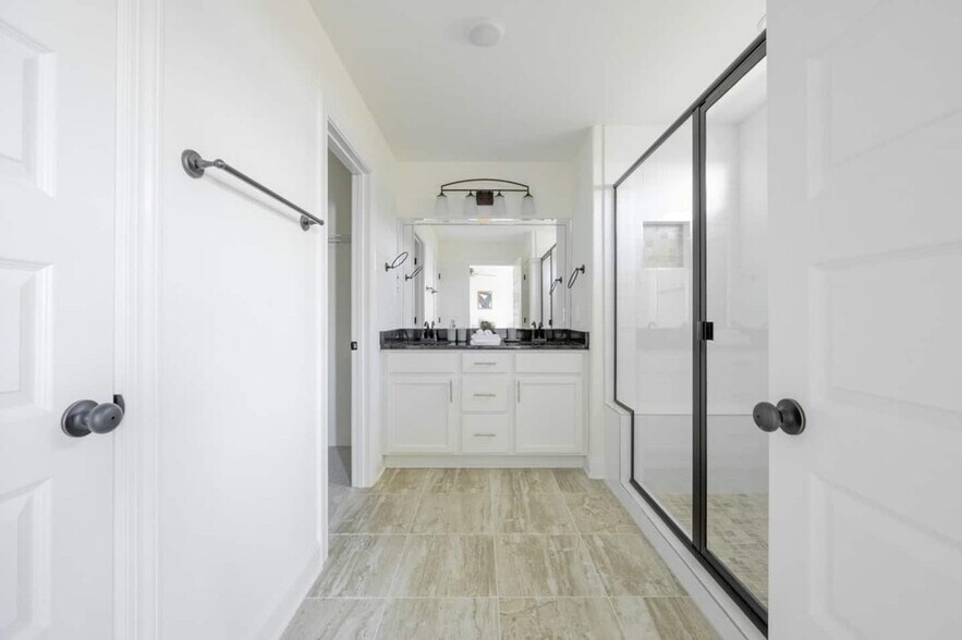 Building Photo - 3319 Old Hickory Blvd