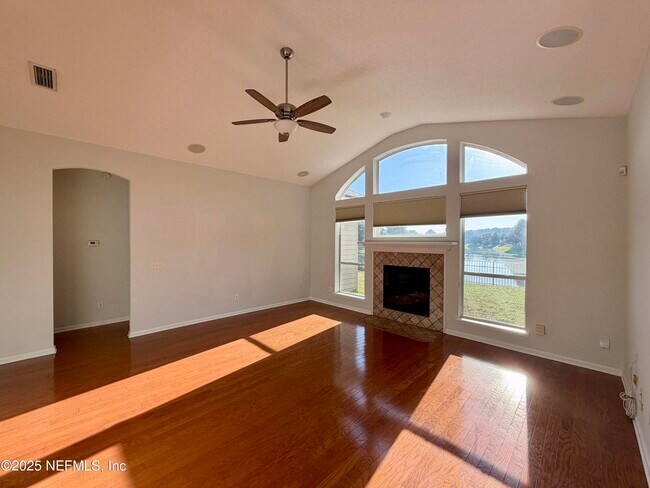 Building Photo - 1228 Loch Tanna Loop