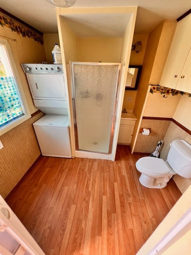Building Photo - 2162