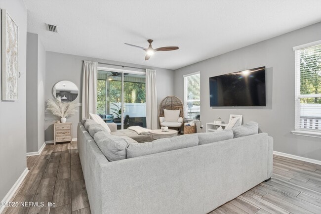 Building Photo - 11520 Dunforth Cove Dr