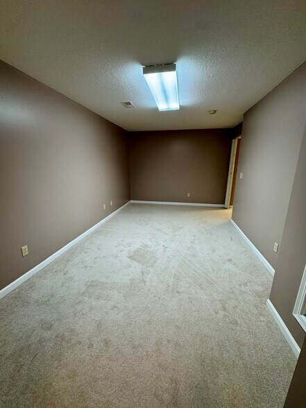 Building Photo - 3054 Cherrywood Dr