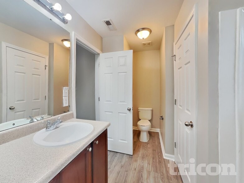 Building Photo - 95 Shad Boat Ln