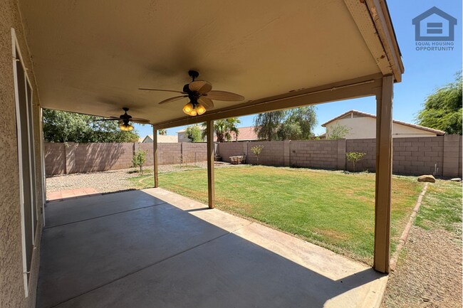 Building Photo - 5Bed/3Bath House at McDowell Rd/Avondale Blvd! Ready for Immediate Move-In!