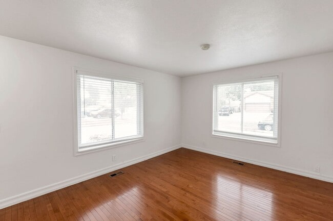 Building Photo - 2237 Karalee Way