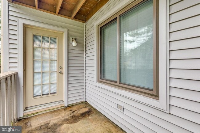 Building Photo - 1929 The Woods II