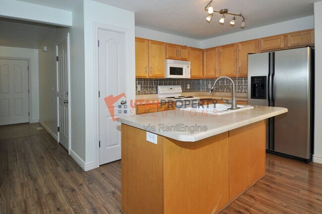 Building Photo - 6698 Balfour Ln W