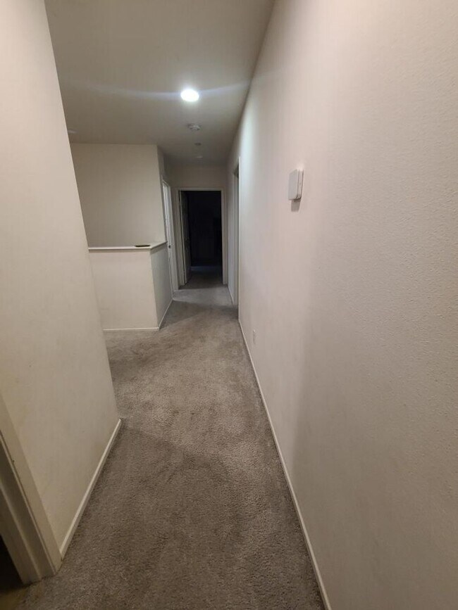 Building Photo - Beaumont 4 bedroom home ($0 monthly electric bill)