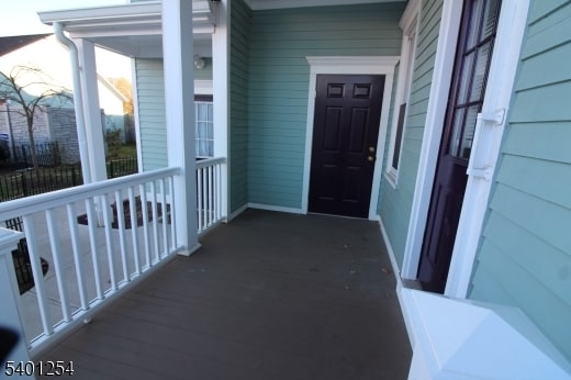 Building Photo - 16 Main St