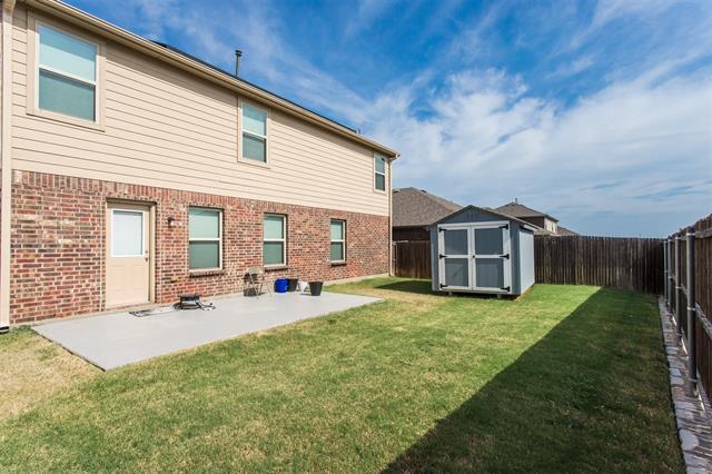 Building Photo - 2103 Meadow Park Dr