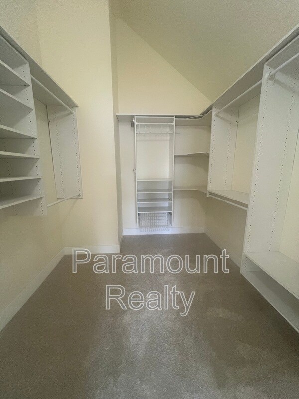 Building Photo - 1547 Chihong Dr