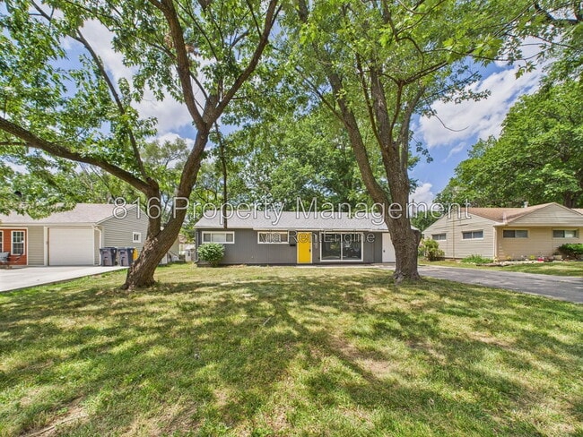 Building Photo - 11230 Corrington Ave