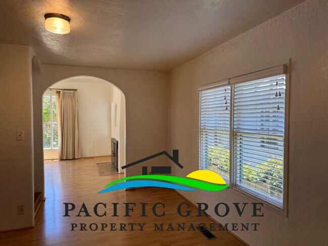 Building Photo - Delightful 3-Bedroom, 2 bath home in Pacif...