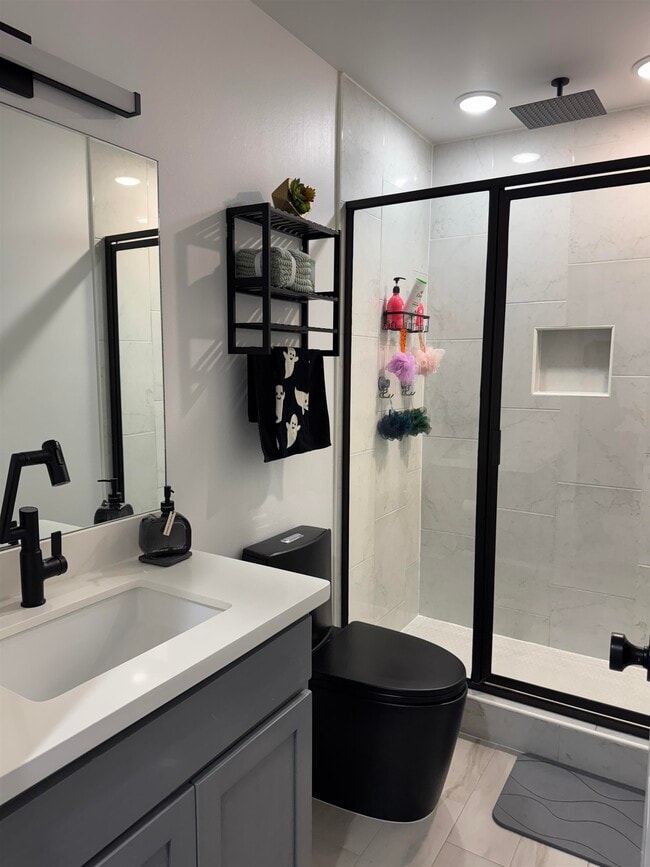 Building Photo - 4214 Gavilan Dr