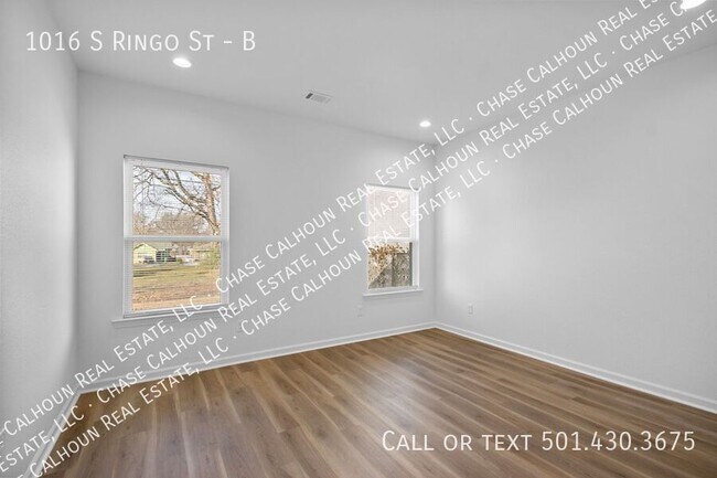 Building Photo - 1016 S Ringo St