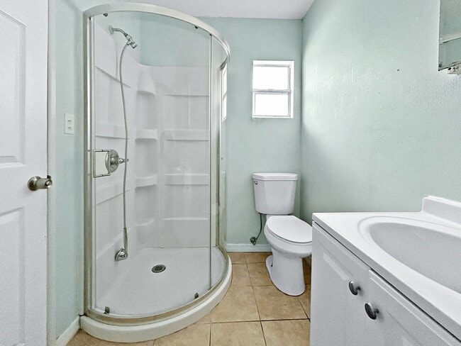 Building Photo - 10464 106th Ave N