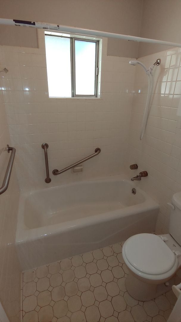 Building Photo - Nice 3 bedroom 2 bath Home in Northwood Lake