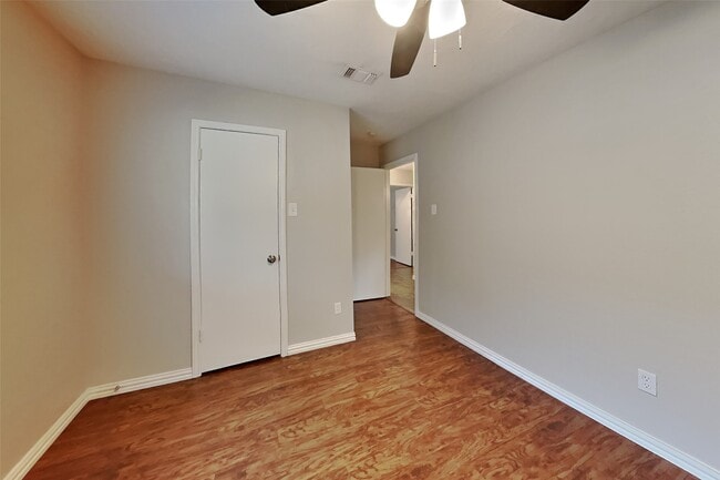 Building Photo - 21411 Golden Dove Dr