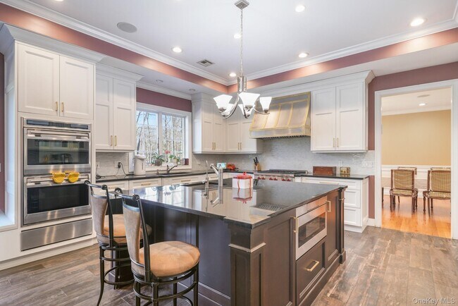 Building Photo - 13 White Birch Dr