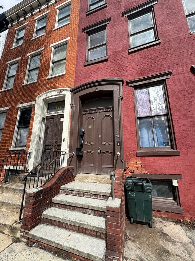 Building Photo - 119 N Duke St