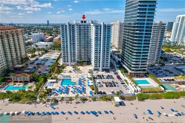 Building Photo - 2030 S Ocean Dr