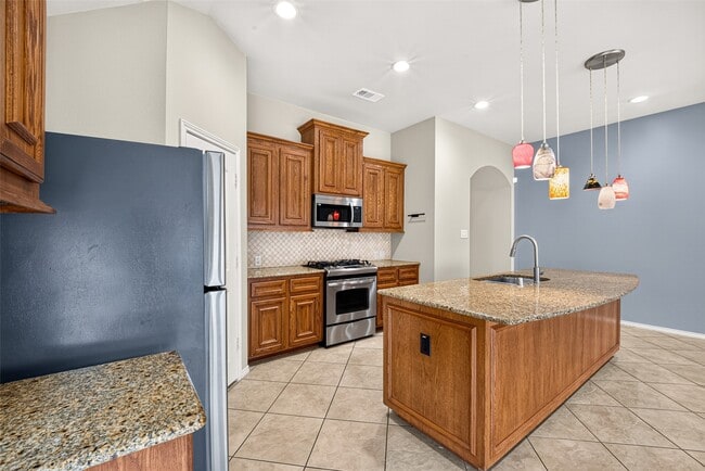 Building Photo - 2808 Arbor Brook Ln