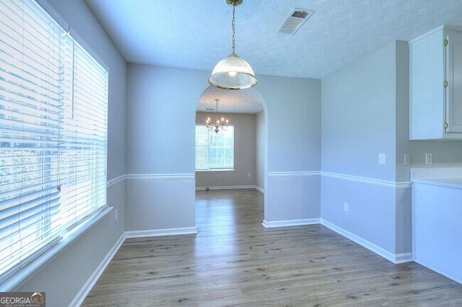 Building Photo - 4160 Janel Ln