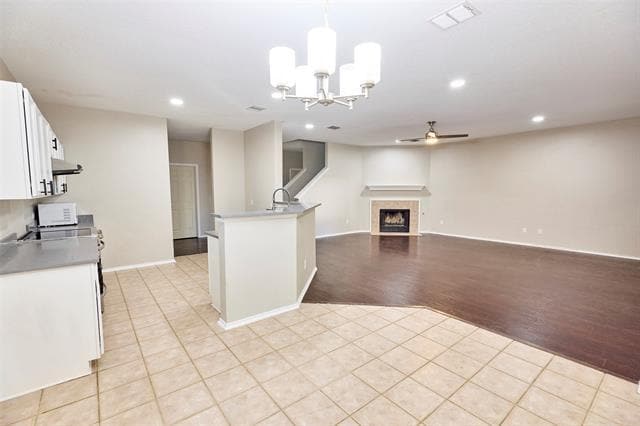 Building Photo - 2840 Clear Creek Dr