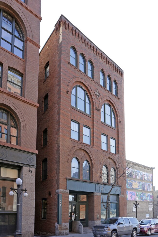 American House 352 Wacouta St Saint Paul MN 55101 Apartment Finder