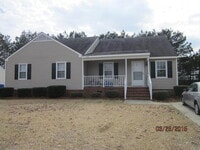 Building Photo - 4102 Juniper Lane Unit B