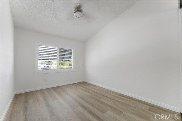 Building Photo - 12832 King Canyon Rd