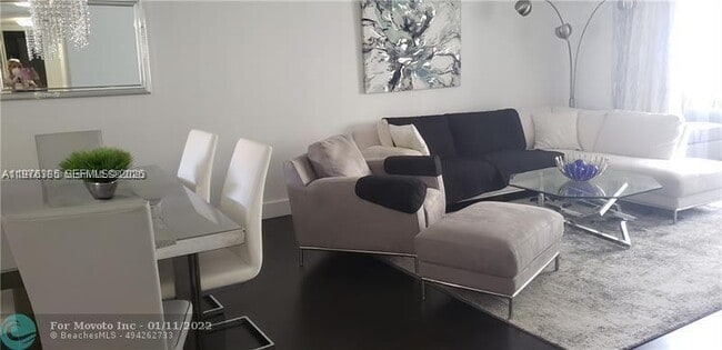 Building Photo - 301 NE 14th Ave