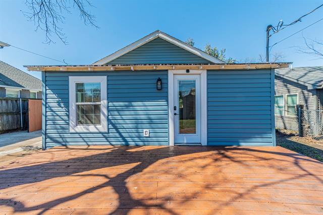Building Photo - 922 S Waverly Dr