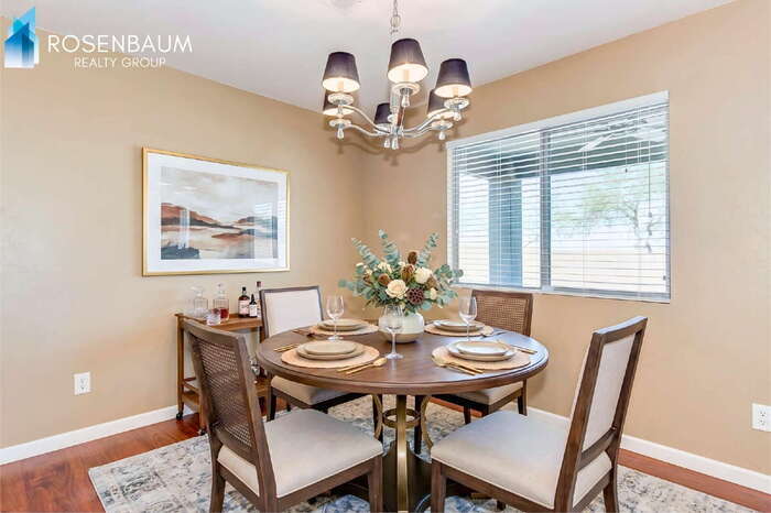 Building Photo - 538 E Dragon Springs Dr