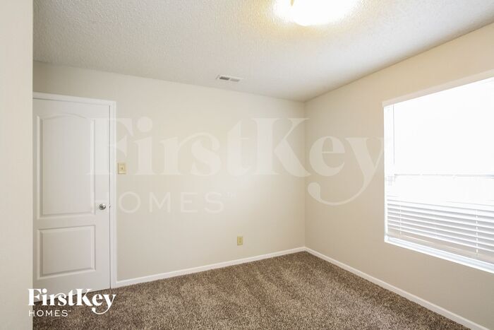 Building Photo - 10109 Cumberland Pointe Blvd
