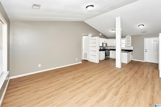 Building Photo - 3719 Gray Oaks Dr