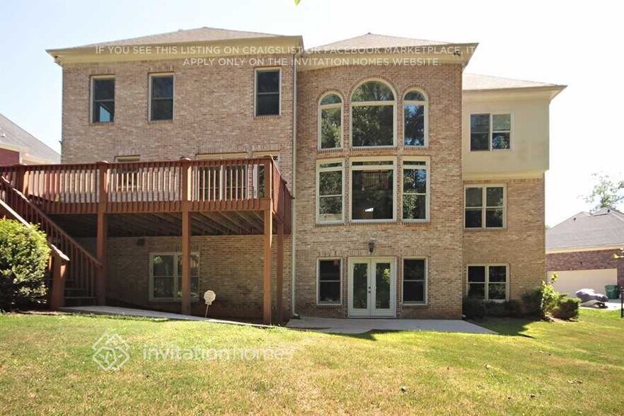 Building Photo - 404 Wynns Way SW