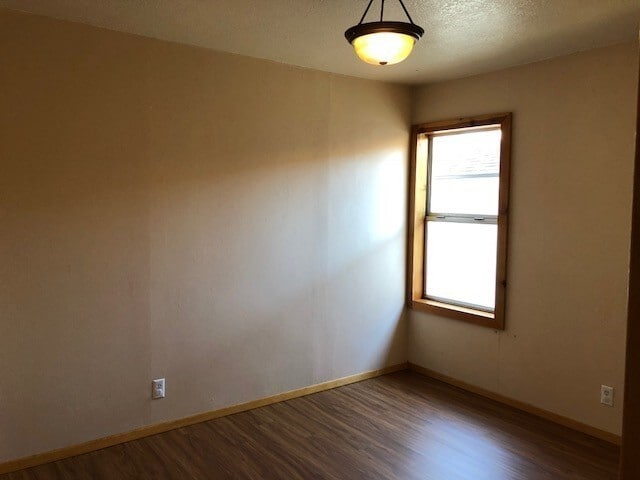 Building Photo - 1510 Thompson Rd