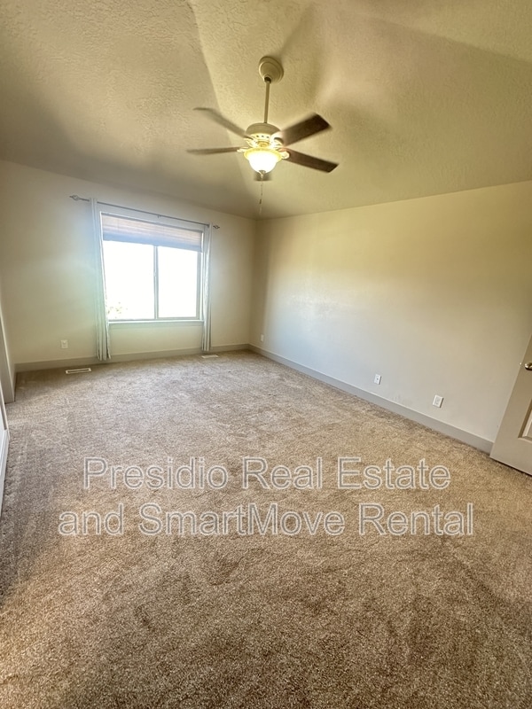 Building Photo - 14343 S Highfield Dr