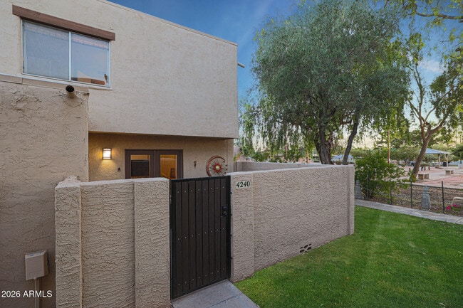 Building Photo - 4240 N 81st St