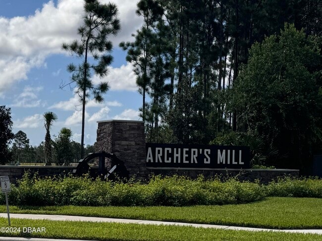 Building Photo - 341 Merimont Ln