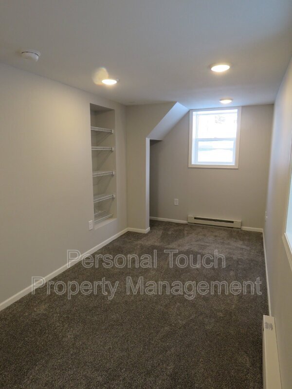 Building Photo - 1261 10th St N