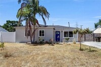 Building Photo - 5505 N Traymore Ave