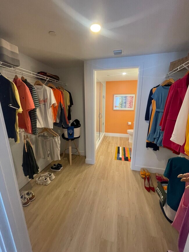 Building Photo - 530 NE 59th St