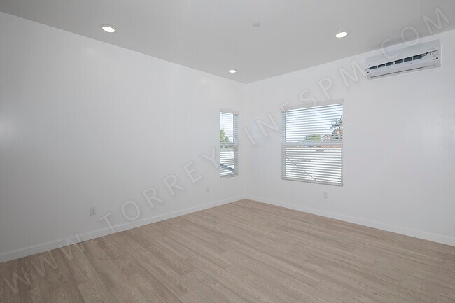 Building Photo - 3021 Luna Ave