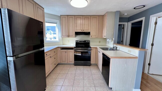 Building Photo - 114 Burkhall St