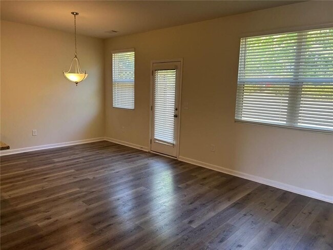 Building Photo - 6513 Mountain Home Way